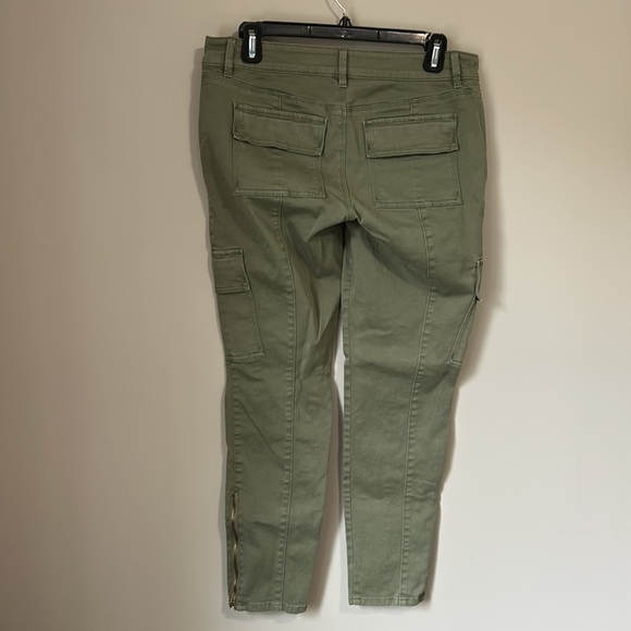 White House Black Market Cargo Skimmer Jeans Olive Green Sz 6 - Picture 9 of 14